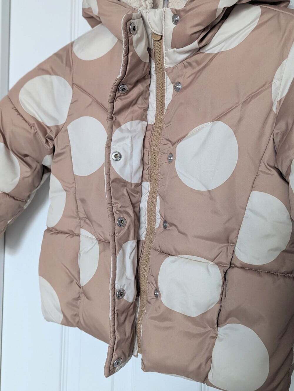 GAP Girls' (Size 5) Sherpa-Lined Puffer Jacket w/Hood - Picture 2 of 15